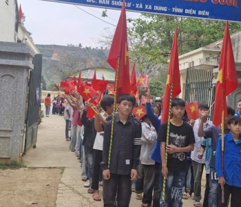 TRƯỜNG TIỂU HỌC ĐIỆN BIÊN ĐÔNG TỔ CHỨC TUYÊN TRUYỀN, TRẢI NGHIỆM PCCC & CNCH NĂM 2026